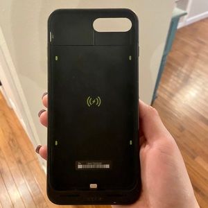 Mophie iPhone 7 Plus charging case